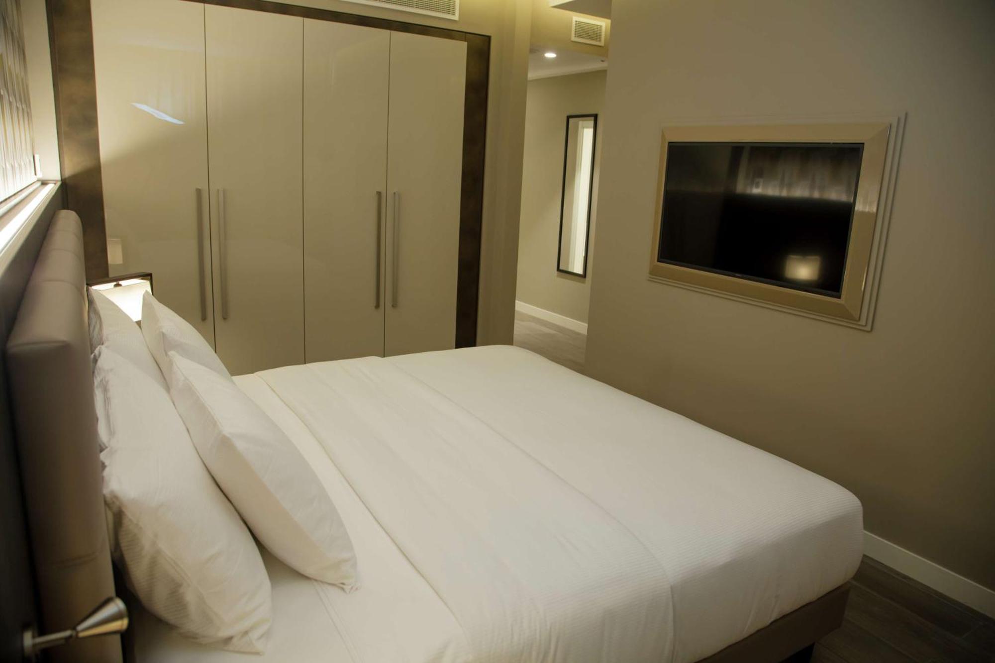 פוינט נואר Doubletree By Hilton Pointe-Noire City Centre מראה חיצוני תמונה