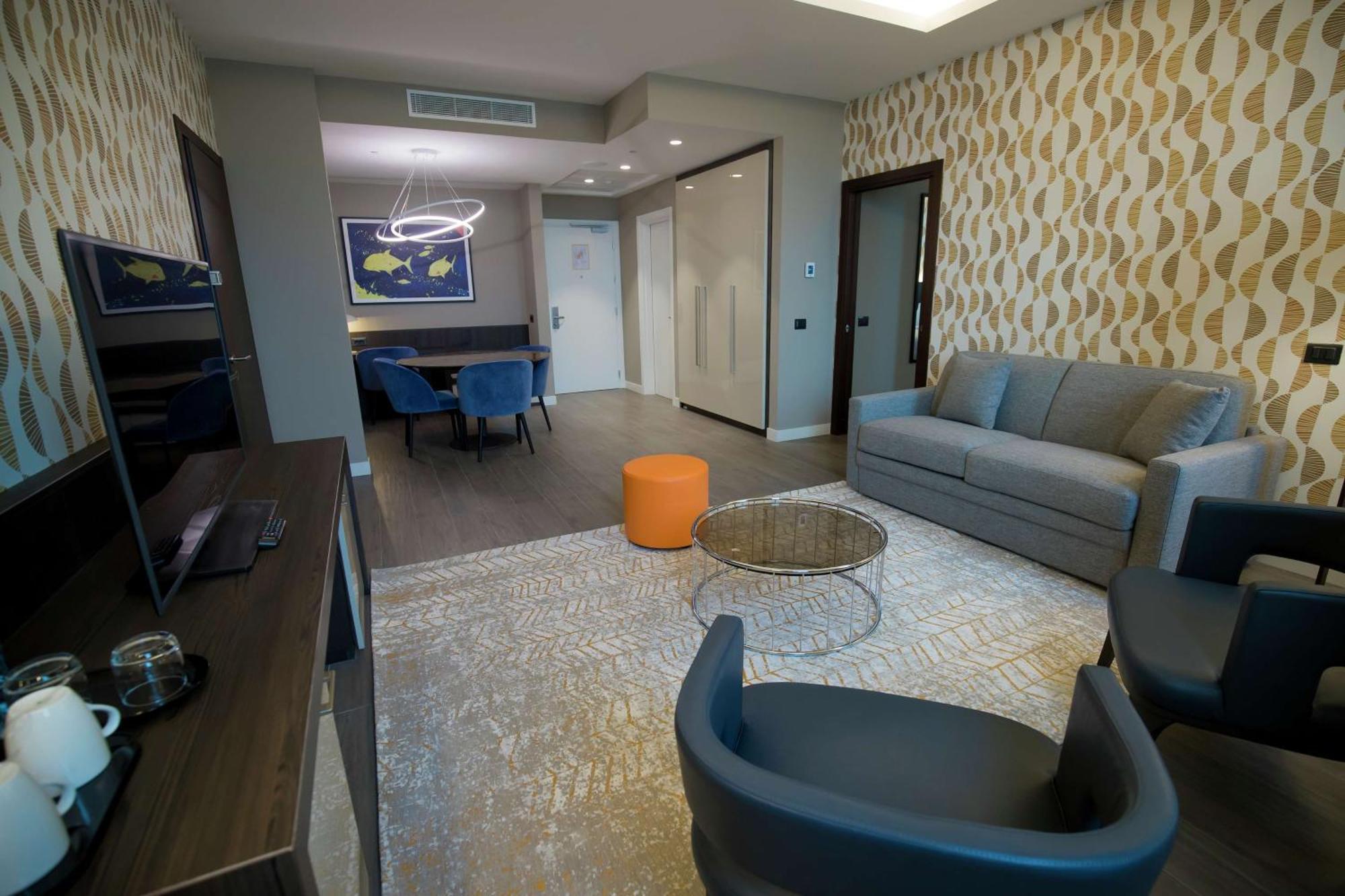 פוינט נואר Doubletree By Hilton Pointe-Noire City Centre מראה חיצוני תמונה